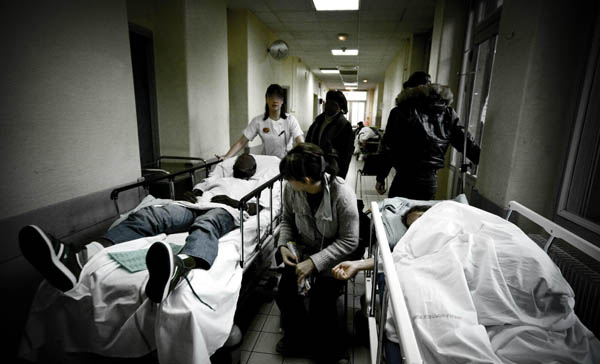 Pénurie de soignants: des fermetures de services hospitaliers partout en France