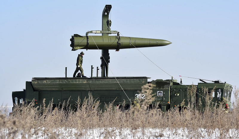 Les conséquences du déploiement d’armes nucléaires tactiques russes en Biélorussie