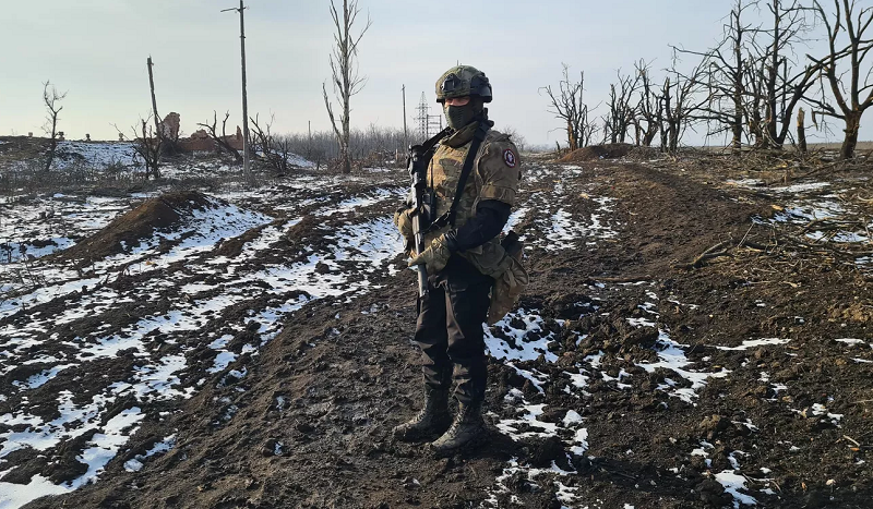 Les forces ukrainiennes en déroute abandonnent des armes de l’OTAN près d’Artiomovsk