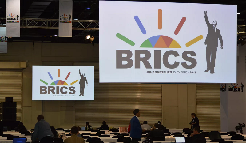 Comment les BRICS peuvent-ils renverser le dollar ? Vers un système monétaire multipolaire